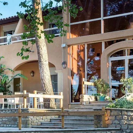 فندق Western Domaine De Roquerousse 3*