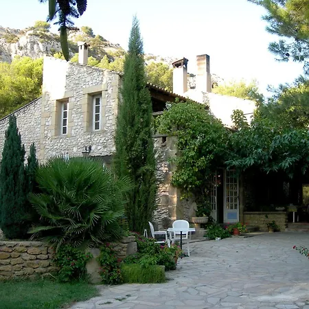 Western Domaine De Roquerousse 3* سالو دو بروفونْسْ